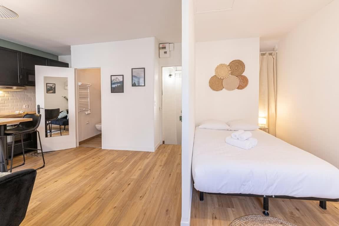 Coquelin - Joli Appartement Renove Ренн Экстерьер фото